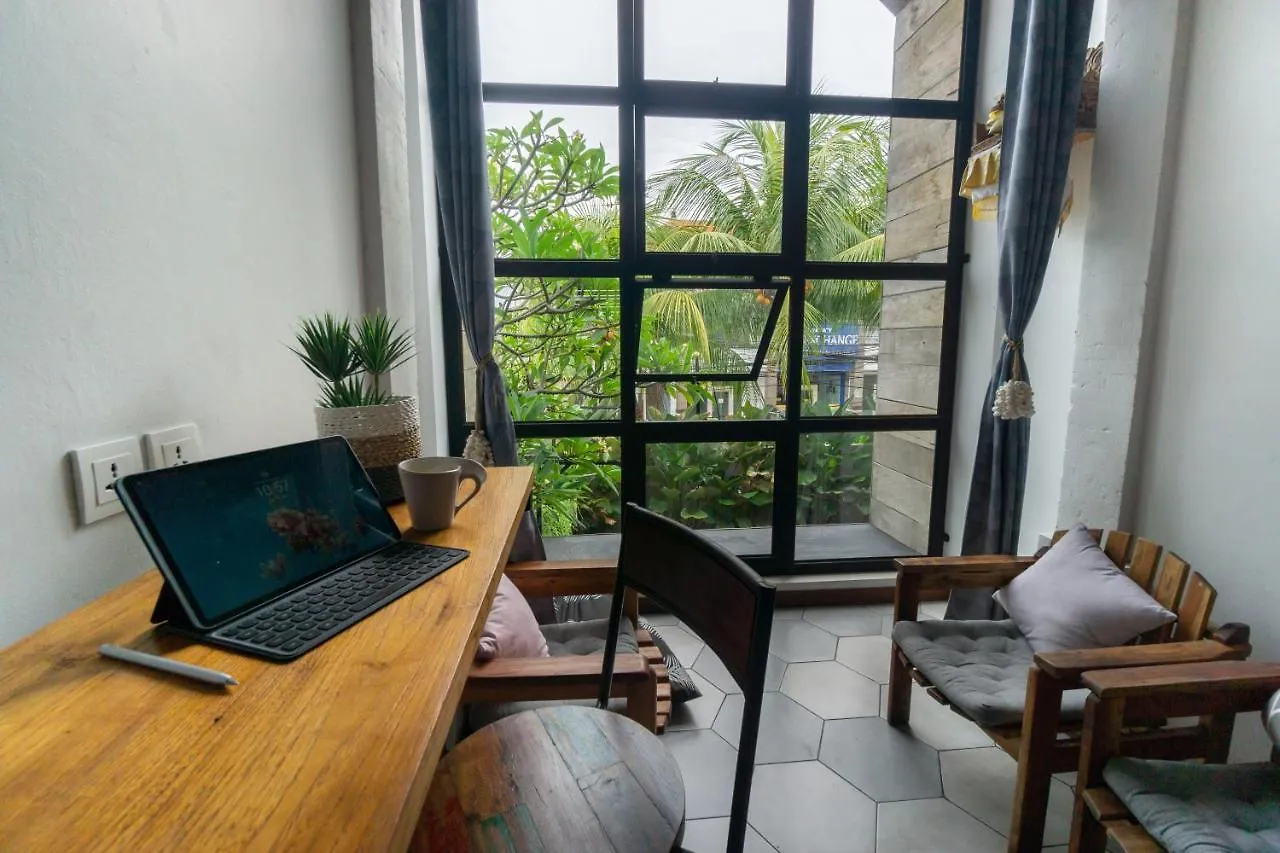 Interconnection Hostel Kuta Lombok