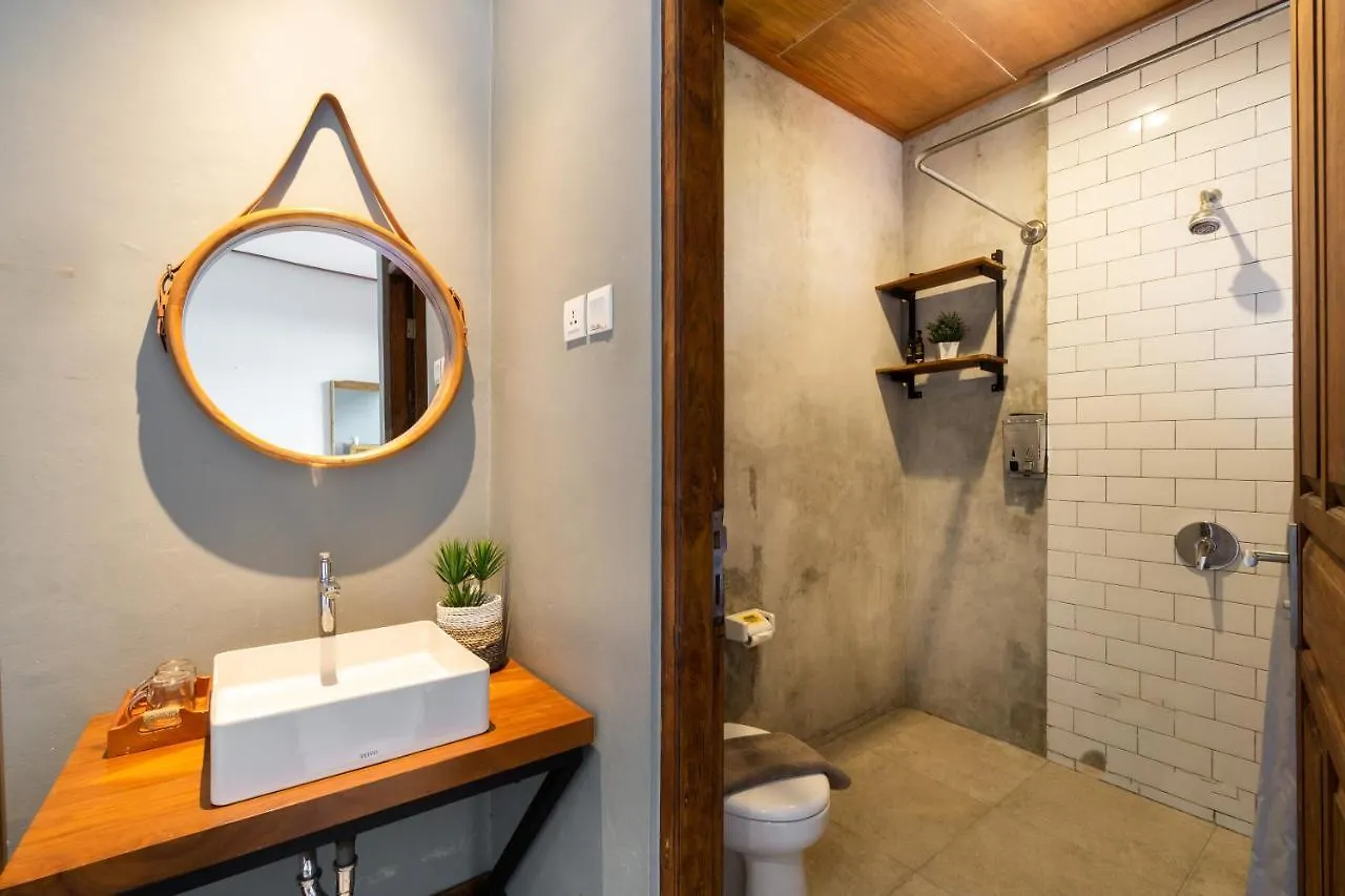 Interconnection Hostel Kuta