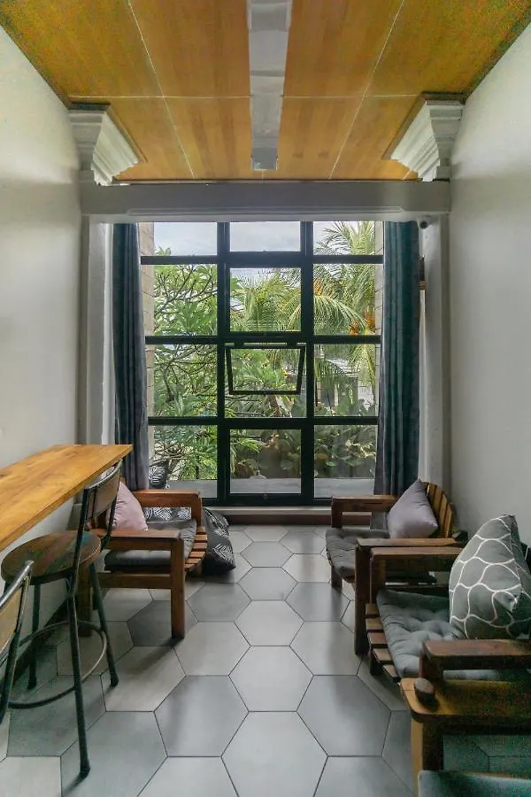 Interconnection Hostel Kuta Lombok