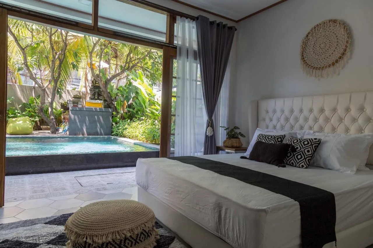 Interconnection Hostel Kuta Lombok