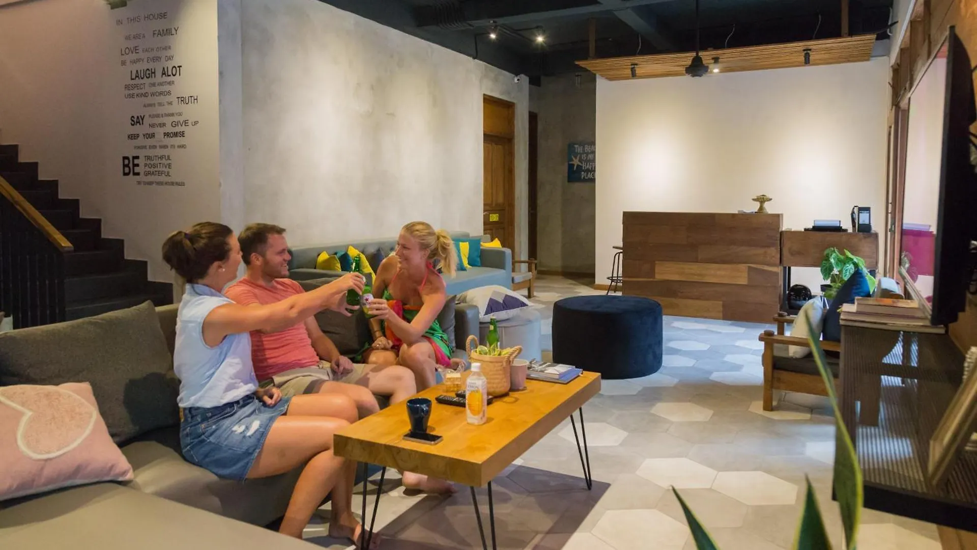 Interconnection Hostel 꾸따