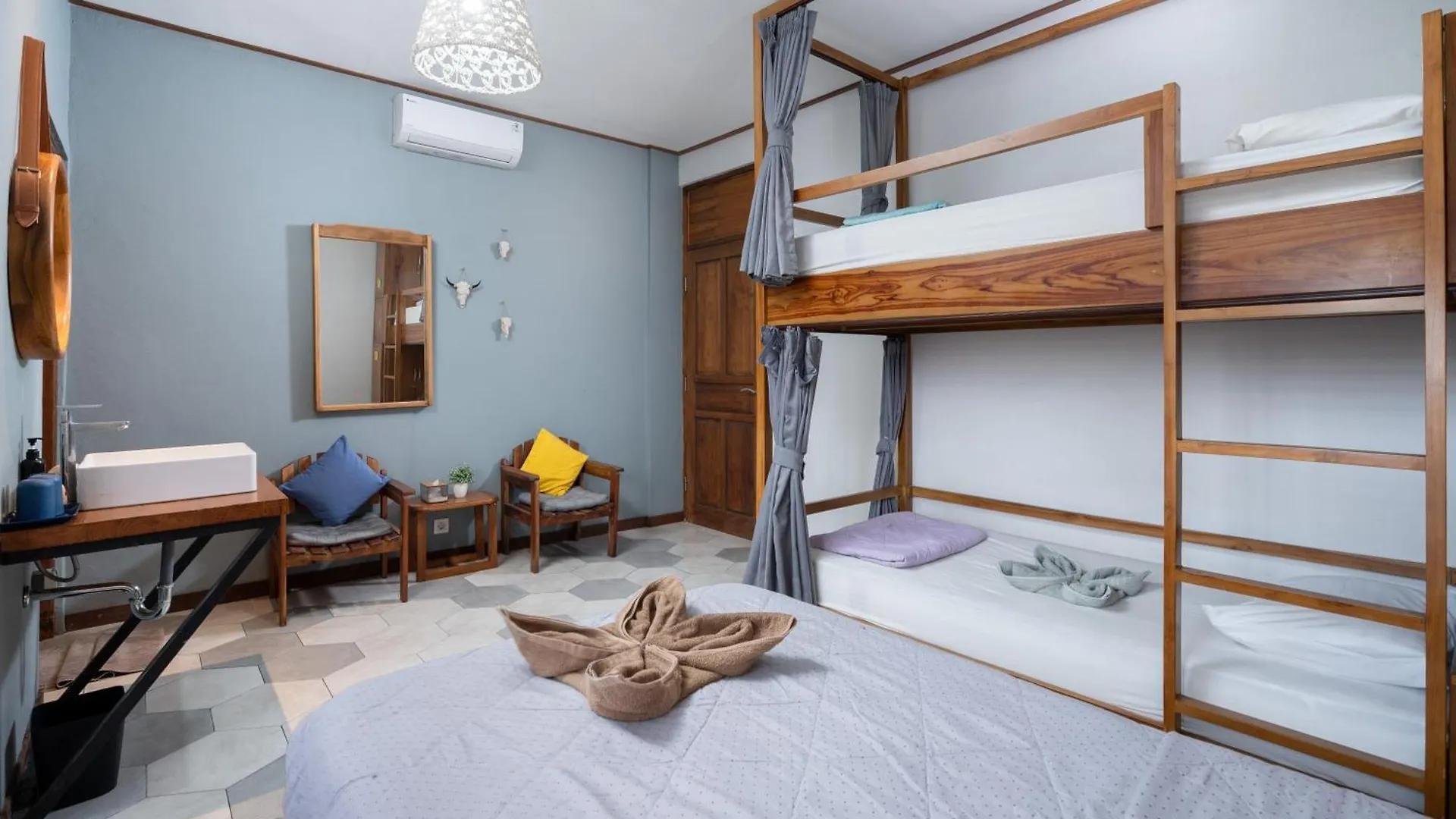 Interconnection Hostel 꾸따 인도네시아