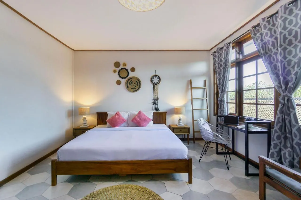 Interconnection Hostel Kuta