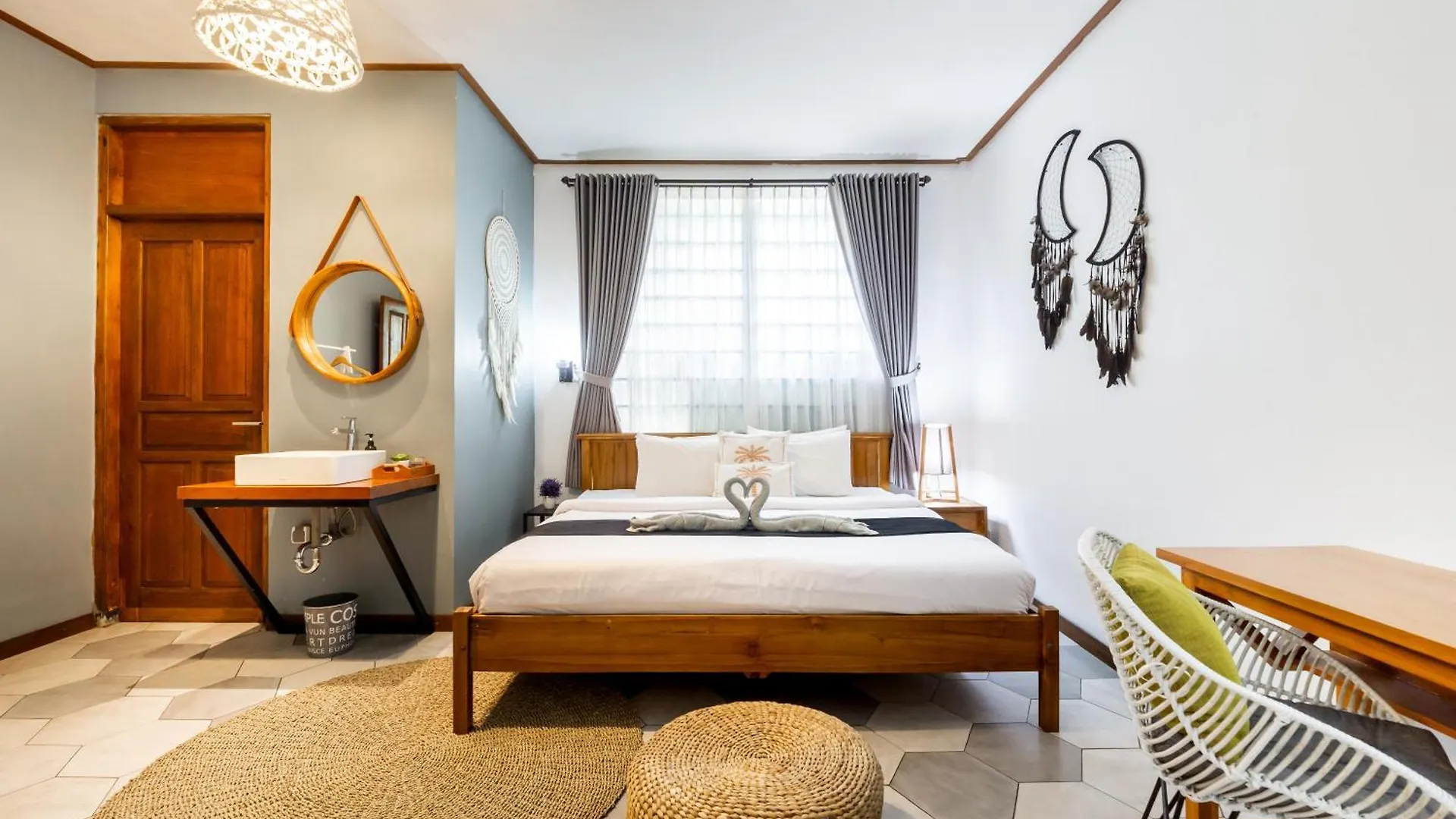 Interconnection Hostel Kuta