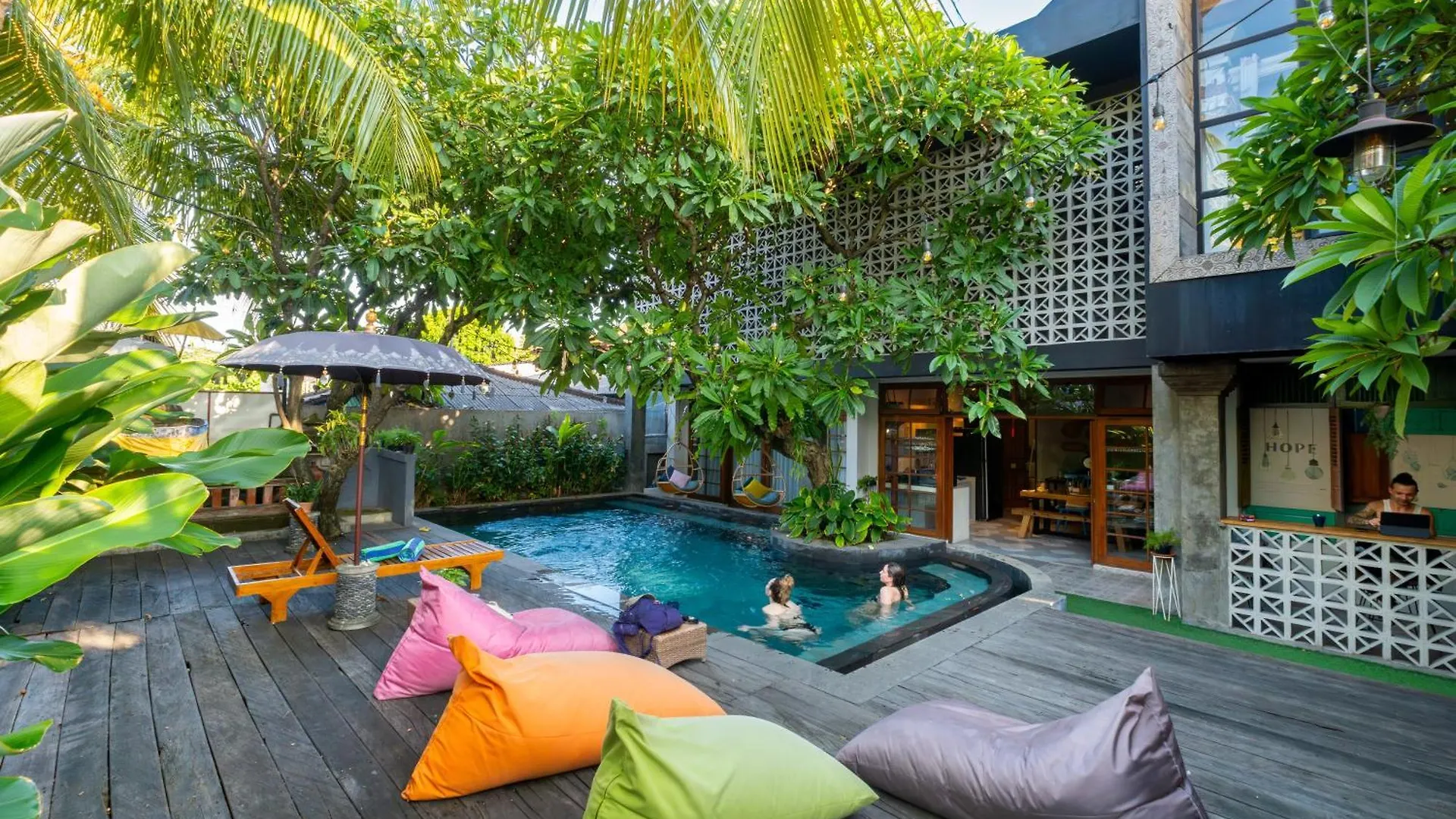 Interconnection Hostel Kuta  0*, Kuta (Bali)