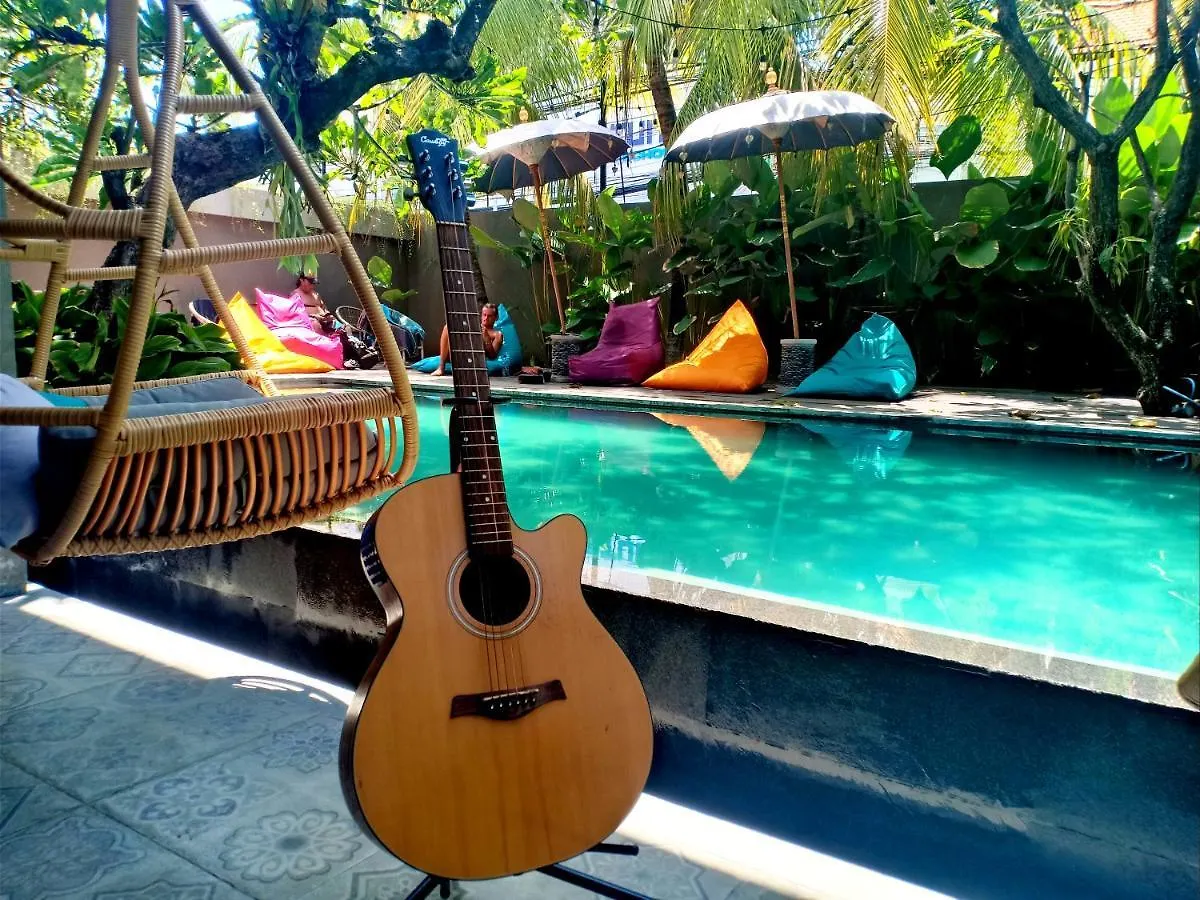 Interconnection Hostel Kuta